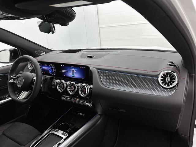 Mercedes-Benz EQA 250+ Business Solution AMG 71 kWh | Premium Plus pakket | Winterpakket | Nightpakket | 360°-camera | Head-up display | Burmester Sound systeem | Trekhaak | DISTRONIC | Panoramaschuifdak | 20 inch multispaaks AMG velgen |