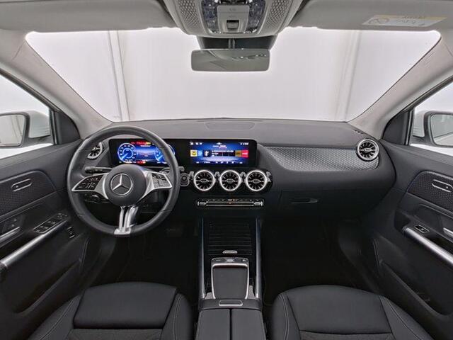 Mercedes-Benz EQA 250+ Business Solution 71 kWh | Panoramadak
