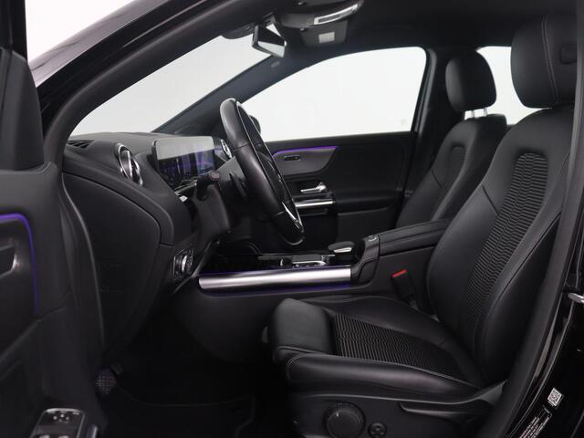 Mercedes-Benz EQA 250 Business Solution Luxury 67 kWh | SOH 94,7% | Half leder | Cruise control | Dodehoek detectie | Stoelverwarming | Camera | Park assist | Navigatie | Sfeerverlichting | Elektrische achterklep