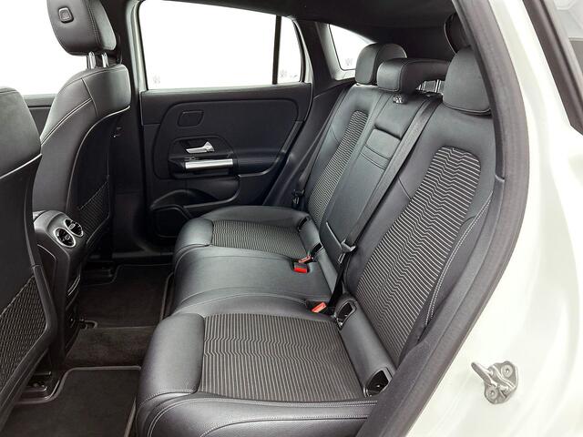 Mercedes-Benz EQA 250 Business Solution Luxury 67 kWh | Panorama dak