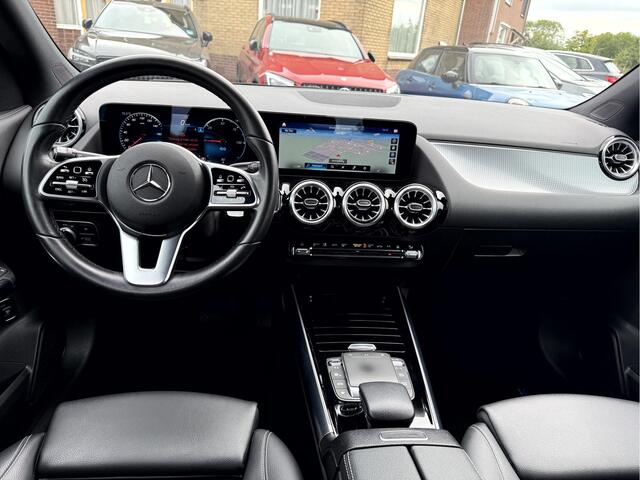 Mercedes-Benz EQA 250 Business Solution Luxury 67 kWh SOH 93.9%, Navi, Camera, Trekhaak, Sfeerverlichting