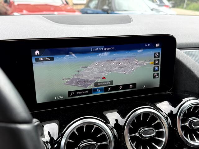 Mercedes-Benz EQA 250 Business Solution Luxury 67 kWh SOH 93.9%, Navi, Camera, Trekhaak, Sfeerverlichting