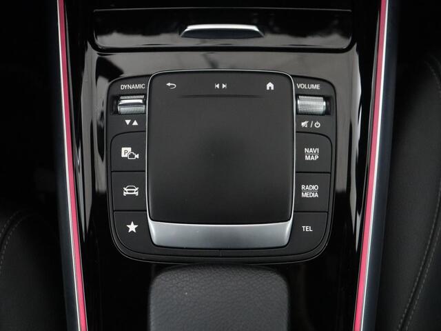 Mercedes-Benz EQA 250 Business Solution Luxury 67 kWh | SOH 94,2% | Half leder | Cruise control | Trekhaak | Stoelverwarming | Sfeerverlichting | Carplay | Camera | Park assist | Elektrische achterklep