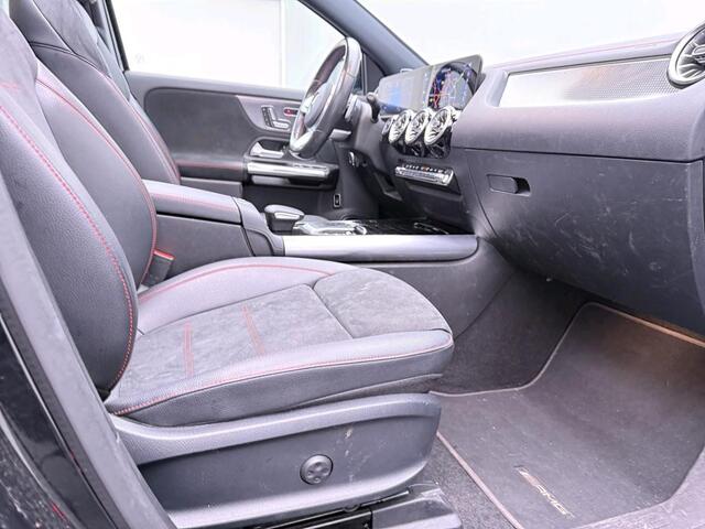 Mercedes-Benz EQA 250 Business Solution AMG 67 kWh | AMG Line | Night Pakket | Panoramadak | Sfeerverlichting | Ledkoplampen | Memory Voorstoelen. Inclusief 24 maanden Mercedes-Benz Certified garantie voor Europa.