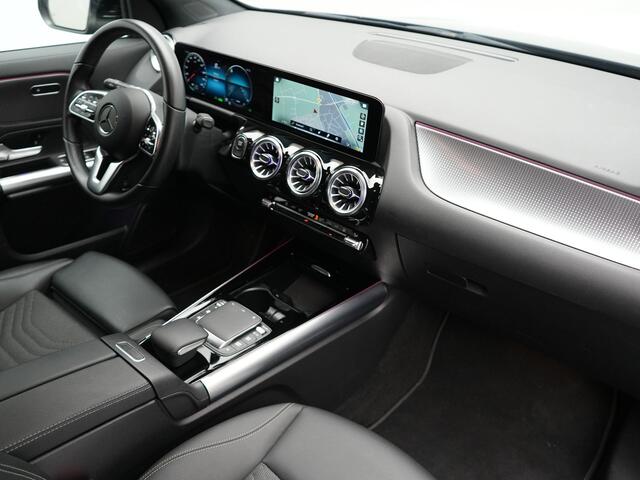 Mercedes-Benz EQA 250 Luxury Line 67 kWh 190pk Dealer O.H | Adaptive Cruise | Camera | Apple Carplay | Sportstoelen Verwarmd | Blis | Sfeerverlichting | DAB | Navigatie | Virtual | 18"L.M