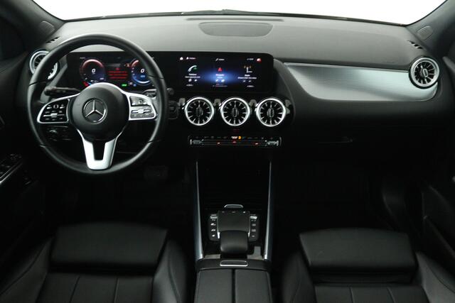 Mercedes-Benz EQA 250 Business Solution Luxury 67 kWh (CAMERA, STOELVERWARMING, ELEKTR STOELEN)