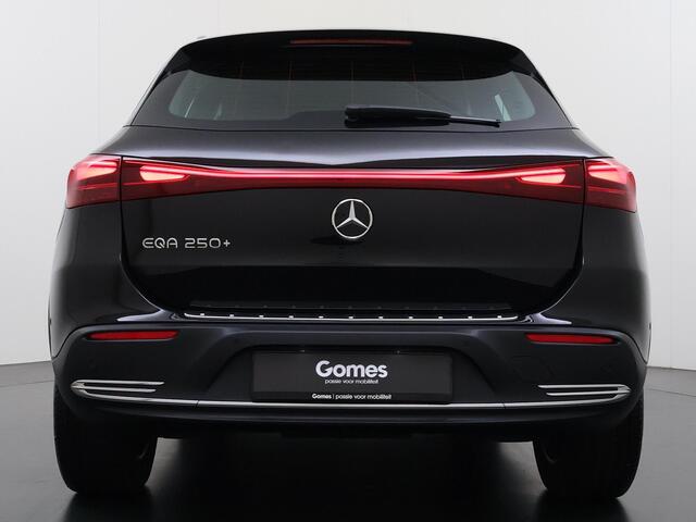 Mercedes-Benz EQA EQA 250+ | Camera | Stoelverwarming | Sfeerverlichting