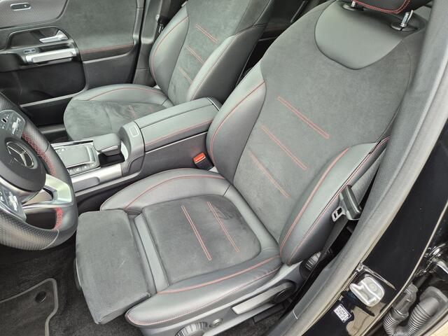 Mercedes-Benz EQB 350 4MATIC AMG Line 67 kWh PANO, Keyless entry,Electrische achterklep.