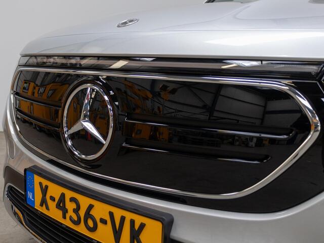 Mercedes-Benz EQB 250+ Business Edition Line: Luxury