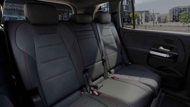Mercedes-Benz EQB 250 AMG Line 67 kWh | Panoramdak | 20" lichtmetalenvelgen | Keyless | Stoelverwarming | Actief dempingsonderstel |