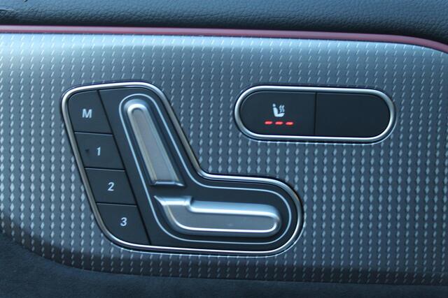 Mercedes-Benz EQB 250+ 71kWh | Panoramadak AMG-styling | extra getint glas | Parkeerpakket met 360°-camera | Showmodel sale