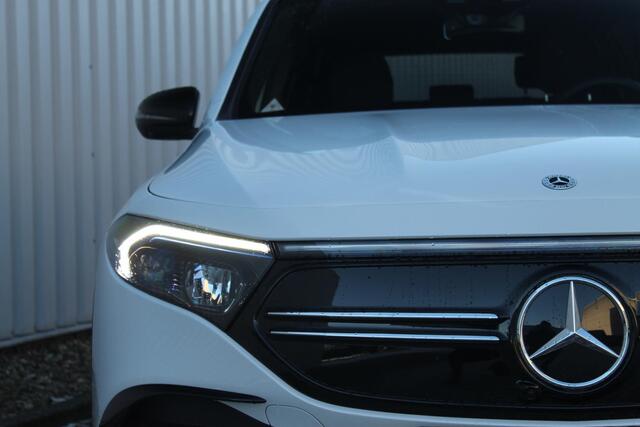 Mercedes-Benz EQB 250+ 71kWh | Panoramadak AMG-styling | extra getint glas | Parkeerpakket met 360°-camera | Showmodel sale