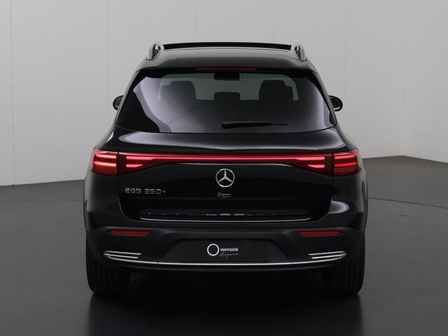 Mercedes-Benz EQB 250+ Luxury Line | Dodehoek Detectie | Panoramadak | Keyless Go | Sfeerverlichting | Stoelverwarming | Apple Carplay/Android Auto