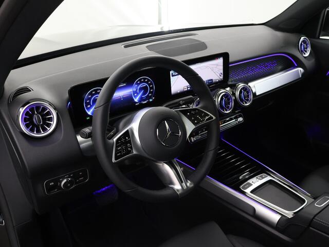 Mercedes-Benz EQB 250+ Luxury Line | Dodehoek Detectie | Panoramadak | Keyless Go | Sfeerverlichting | Stoelverwarming | Apple Carplay/Android Auto