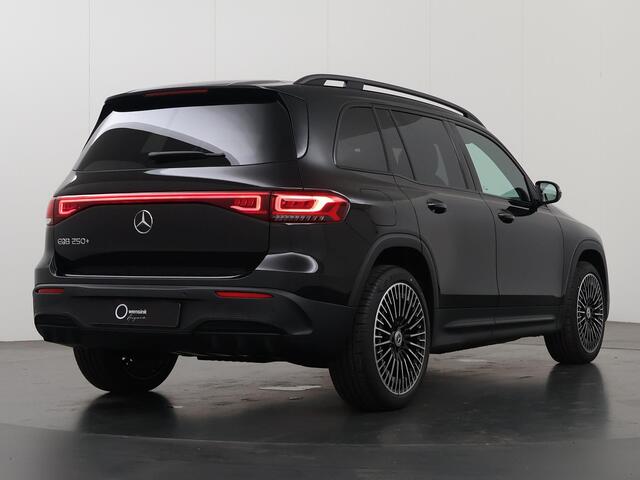 Mercedes-Benz EQB 250+ Business Line 71 kWh AMG styling | 20 inch LM velgen | LED verlichting | Night pakket | Sfeerverlichting 64 kl.