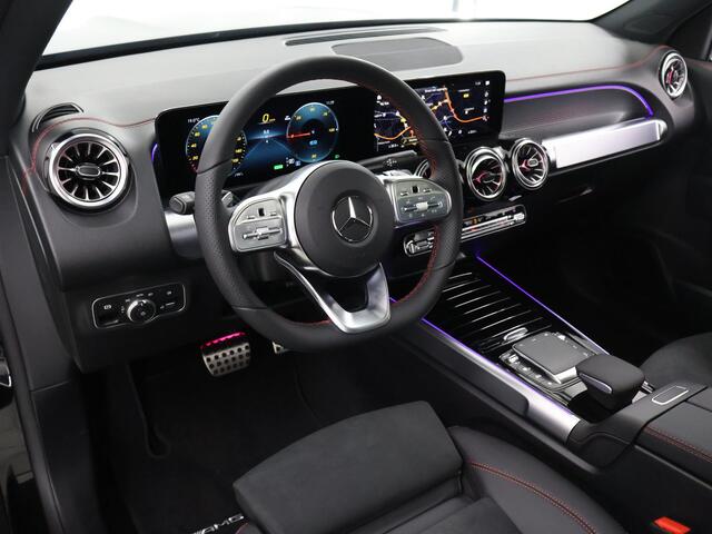 Mercedes-Benz EQB 250+ Sport Edition AMG 71 kWh | Panoramadak | Nightpakket incl 20'' | Sfeerverlichting | Keyless Go | Verstelbare demping