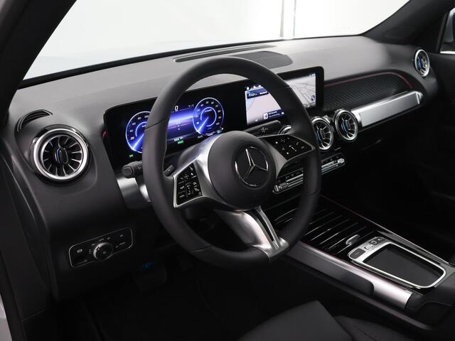 Mercedes-Benz EQB 250+ Luxury Line 71 kWh | Panoramadak | Keyless go | Achteruitrijcamera | Stoelverwarming | Sfeerverlichting |