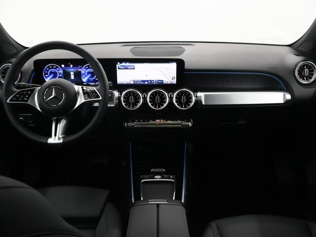 Mercedes-Benz EQB 250+ Luxury Line 71 kWh | Panoramadak | Keyless go | Achteruitrijcamera | Stoelverwarming | Sfeerverlichting |
