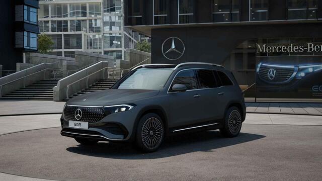 Mercedes-Benz EQB 250+ AMG Line 71 kWh | Matte Lak | Trekhaak | Panoramadak | Dodehoek Assistent | Elektrische Stoelen met Memory | 360 Camera | Burmester Surround System | Apple Carplay/Android Auto |