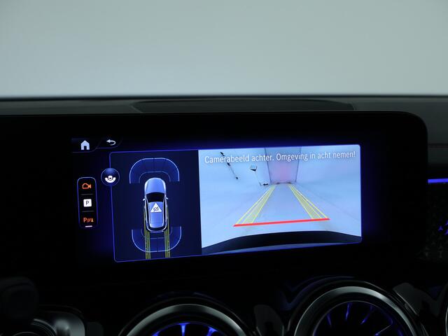 Mercedes-Benz EQB 250+ AMG Line 7p. 71 kWh | Nightpakket | Parkeerpakket met achteruitrijcamera | KEYLESS-GO comfort pakket | GUARD 360° Voertuigbescherming Plus | EASY PACK achterklep | Winter pakket |