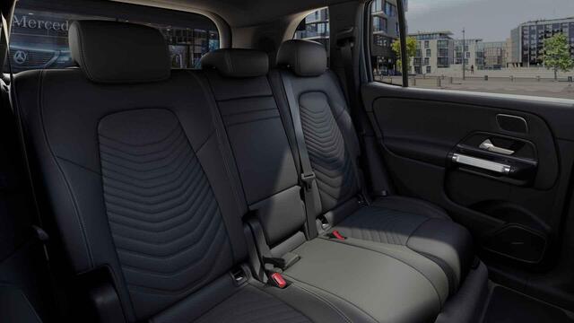 Mercedes-Benz EQB 250 Luxury Line 67 kWh | Burmester | Apple carplay | Night pakket |