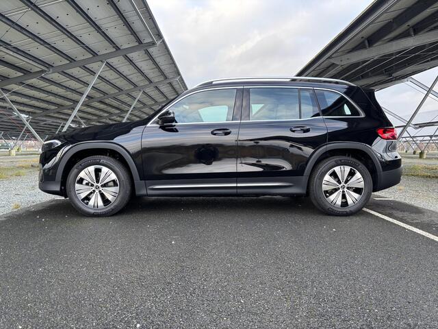 Mercedes-Benz EQB 250+ Essential Line 71 kWh | Widescreen | Parkeercamera | Sfeerverlichting | Stoelverwarming |