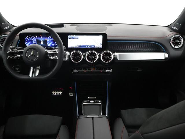 Mercedes-Benz EQB 250+ AMG Line 71 kWh | Premium pakket | 20" AMG Velgen | Burmester | Head-up | Panoramadak | Memory pakket |