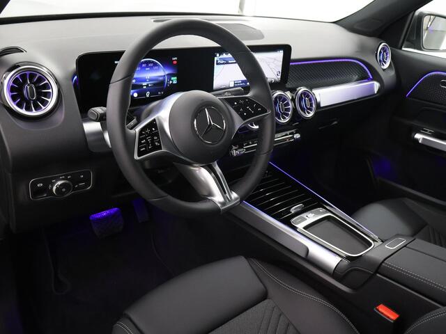 Mercedes-Benz EQB 250+ Essential Line Plus | Sfeerverlichting | LED Koplampen | Dodehoek Ass. | Parkeersensoren | Camera | 18 Inch | Stoelverwarming | Electr. Achterklep