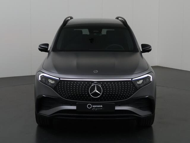 Mercedes-Benz EQB 250+ AMG Line 71 kWh | Night | Panoramadak | Sfeerverlichting | Stoelverwarming | 360 camera |