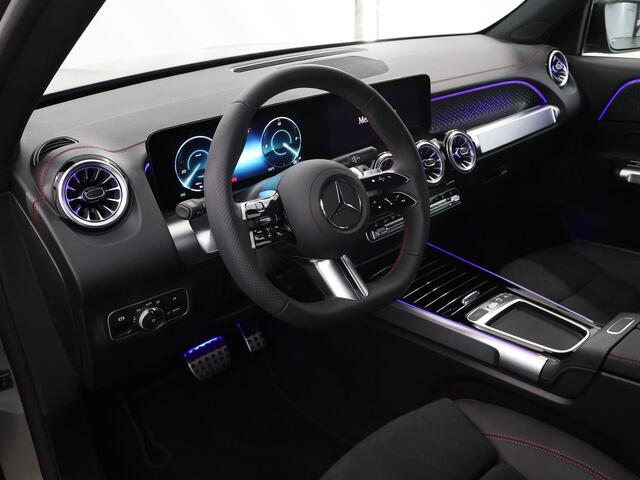 Mercedes-Benz EQB 250+ AMG Line 71 kWh | Night | Panoramadak | Sfeerverlichting | Stoelverwarming | 360 camera |