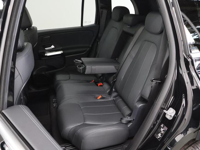 Mercedes-Benz EQB 250+ Luxury Line 71 kWh | Trekhaak | Elektrische Stoelen Memory | Dodehoek Detectie | Panoramadak | Keyless Go | Sfeerverlichting | Stoelverwarming | Apple Carplay/Android Auto |