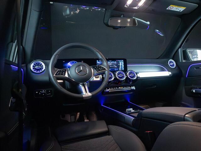 Mercedes-Benz EQB 250+ Luxury Line 71 kWh Mercedes-Benz EQB 250+ Essential Line 71 kWh