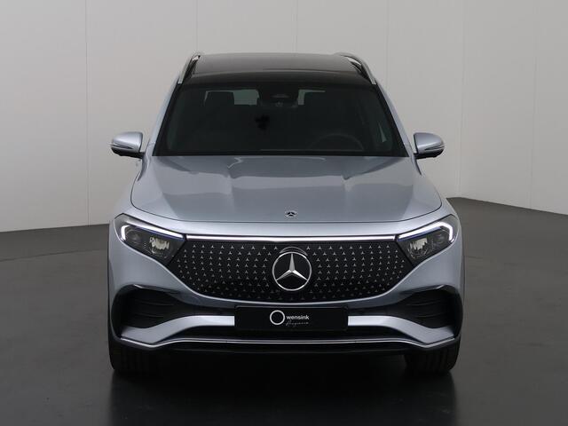 Mercedes-Benz EQB 250+ AMG Line 71 kWh | Panoramadak | Burmester | Rij-assistentie pakket | Head-up display | Memory | Sfeerverlichting |