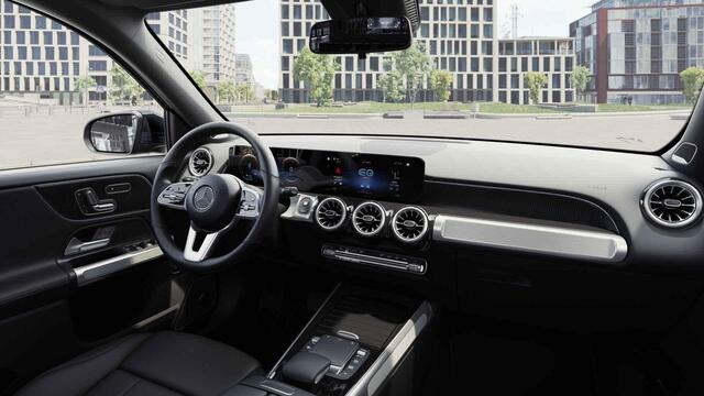 Mercedes-Benz EQB 250 Luxury Line 67 kWh | Memory | Keyless | 360 camera | Burmester |