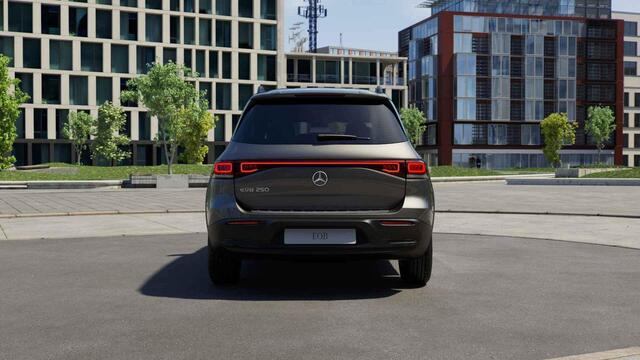 Mercedes-Benz EQB 250 Luxury Line 67 kWh | Memory | Keyless | 360 camera | Burmester |