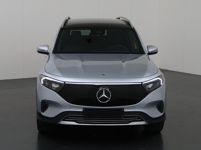 Mercedes-Benz EQB 250+ Luxury Line | Sfeerverlichting | Stoelverwarming | Navigatie