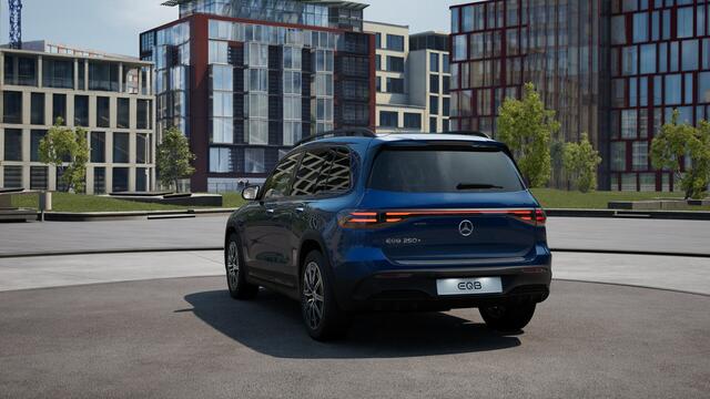 Mercedes-Benz EQB 250+ Business Solution AMG Line 7p. 71 kWh | Nightpakket | Premium pakket | Parkeerpakket met 360°-camera | KEYLESS-GO comfort pakket | GUARD 360° Voertuigbescherming Plus | EASY PACK achterklep | Dodehoekassistent |