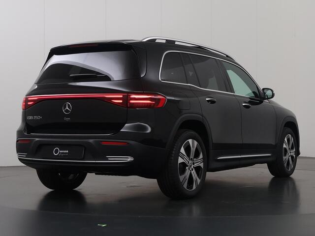 Mercedes-Benz EQB 250+ Luxury Line Apple Carplay | Dode hoek assistent | 19 inch Lm velgen | Getinte achterramen | Premium pakket