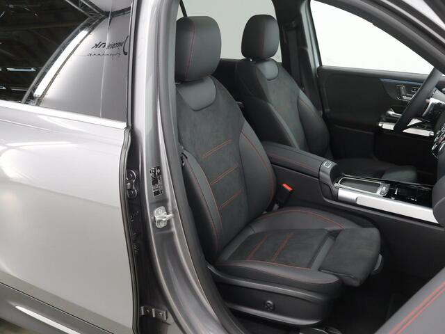 Mercedes-Benz EQB 250+ AMG Line | Panoramadak | Nightpakket | 360 Camera | Keyless Go | Sfeerverlichting | Dodehoek Ass. | 19 Inch