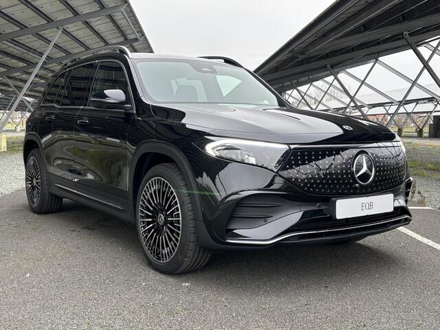 Mercedes-Benz EQB 250+ AMG Line 71 kWh | Panoramadak | Burmester | Head-up display | 360 camera | Sfeerverlichting | Trekhaak | Memory |
