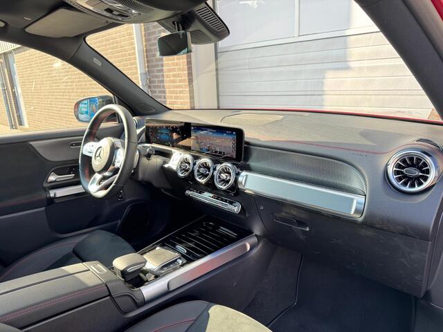 Mercedes-Benz EQB 250 AMG | Panoramadak |