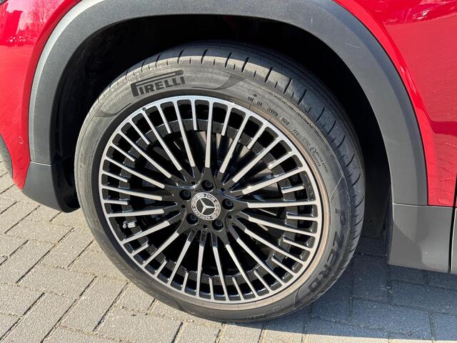 Mercedes-Benz EQB 250 AMG | Panoramadak |