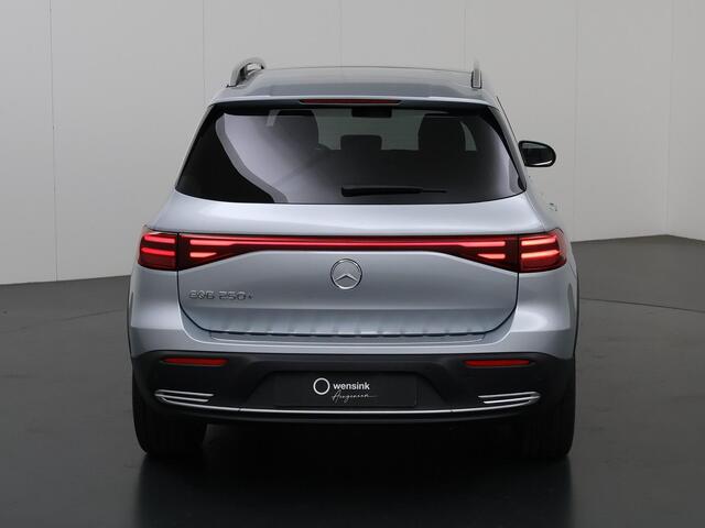 Mercedes-Benz EQB 250+ Luxury Line | Panoramadak | Privacy Glass | Keyless |