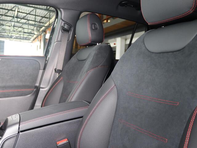 Mercedes-Benz EQB 250+ Business Line 67 kWh | AMG | Achteruitrijcamera | Sfeerverlichting | Stoelverwarming | Easypack-achterklep