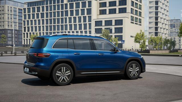 Mercedes-Benz EQB 250+ Luxury Line LIMITED 71 kWh | Parkeerpakket met achteruitrijcamera | KEYLESS-GO comfort pakket | EASY PACK achterklep | Premium pakket | Dodehoekassistent | Extra USB-poorten | Verwarmde stoelen vooraan |