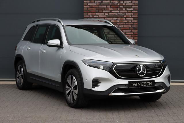 Mercedes-Benz EQB 300 4MATIC Luxury Line 67 kWh | Dodehoekassistent | Camera | Vario-achterbank | Apple Carplay/Android Auto | High Perf. LED | Zitcomfortpakket | Stoelverwarming |