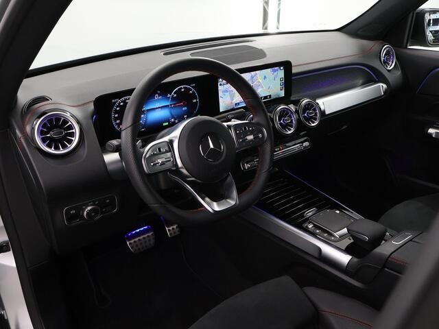 Mercedes-Benz EQB 250+ AMG NIGHT 71 kWh Mercedes-Benz EQB 250+ Business Edition 71 kWh | AMG Line | Night Pakket | 19" velgen | Sfeerverlichting | Dodehoek assistent |