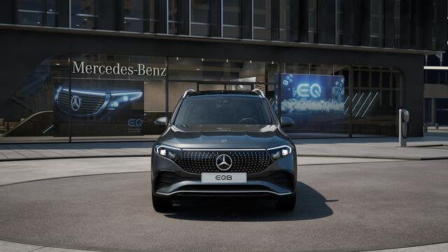 Mercedes-Benz EQB 250+ Business Solution AMG 71 kWh | Trekhaak | Premium pakket | Parkeerpakket met 360°-camera | KEYLESS-GO comfort pakket | Head-up display | Dodehoekassistent | EASY PACK achterklep | Spiegelpakket |