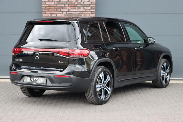 Mercedes-Benz EQB 300 4MATIC Luxury Line 67 kWh | Dodehoekassistent | Nightpakket | Surround Camera | Vario-achterbank | Apple Carplay/Android Auto | High Perf. LED | Zitcomfortpakket | Stoelverwarming |