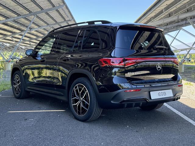 Mercedes-Benz EQB 250+ Business Edition 71 kWh | AMG-line | Night | Sfeerverlichting | Dodehoek assistent | Apple Carplay | Achteruitrijcamera | Stoelverwarming | DAB+ Radio |